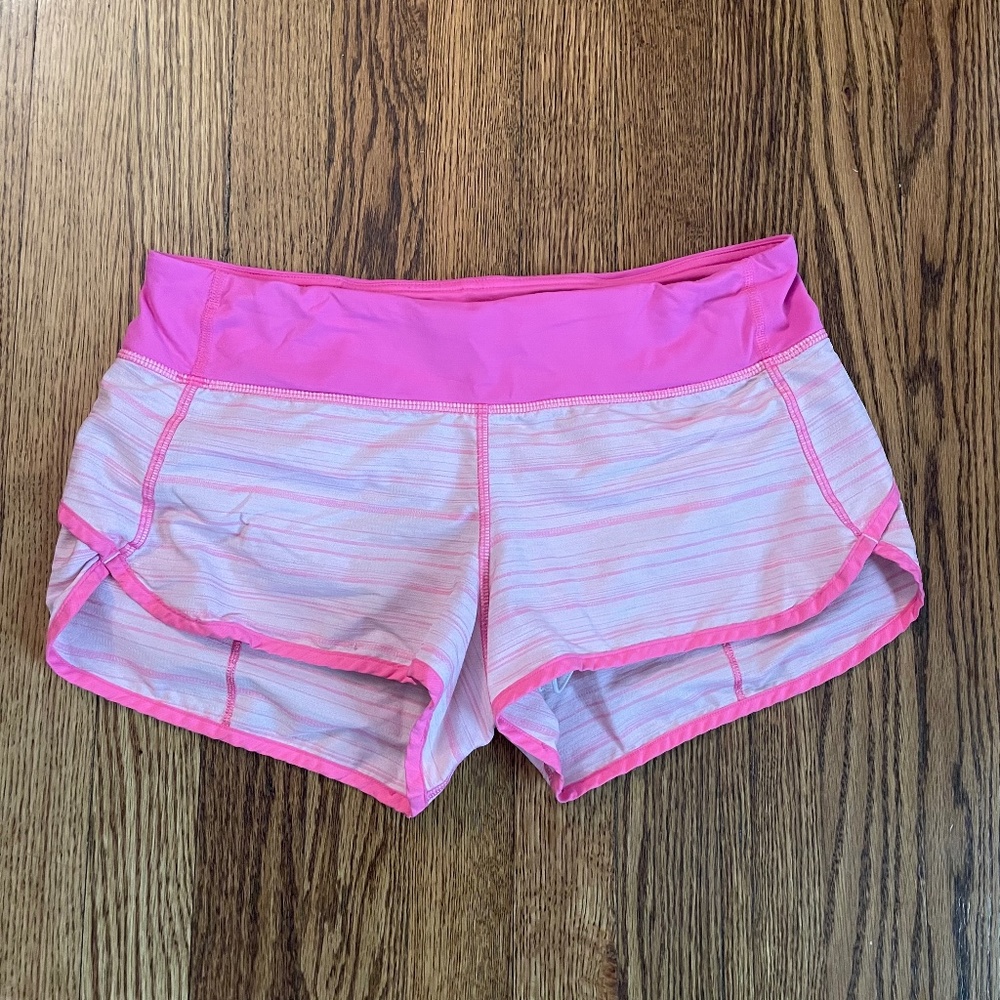 Lululemon Speed Short Pink Striped Size 6